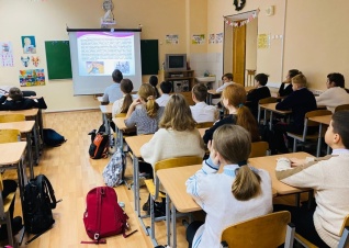 В школах Ленинградской области проходят «Уроки Доброты»