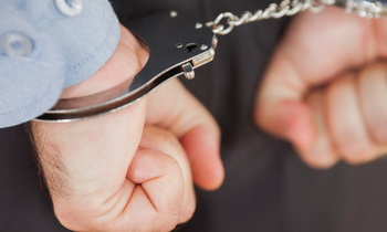 Двух мужчин обвинили в похищении человека под Приозерском